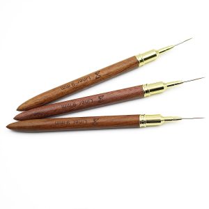 Brown Wooden Handle Liner Brush