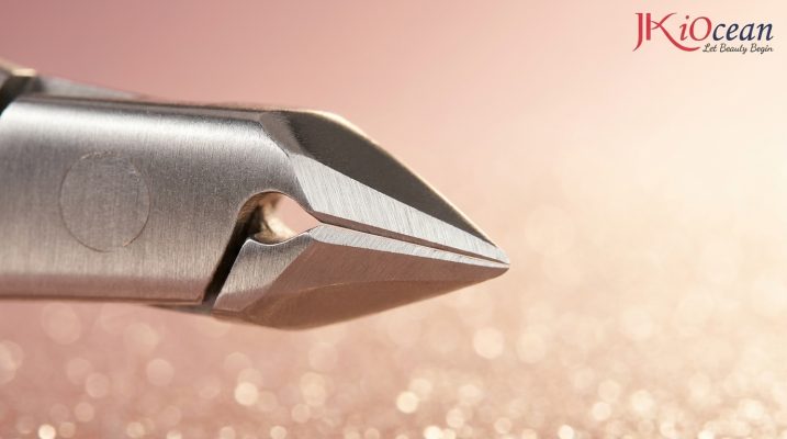 cuticle nipper for nails